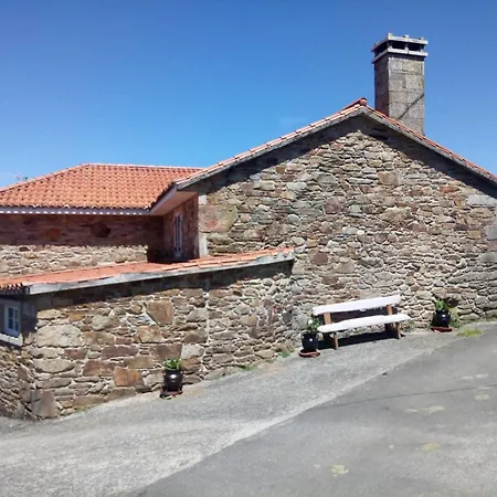 Spacious House With Mountain View In Carboeiro De Francia *